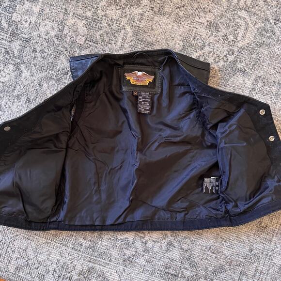 Harley Davidson Youth Black Leather Vest Snap Button Closure Childs Size Medium - Picture 4 of 8
